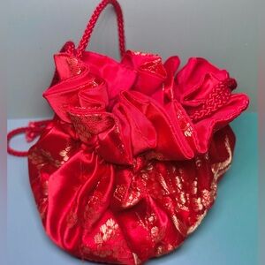 Red Gold Brocade Drawstring Pouch Oriental Silk-Style Bag Jewelry Crystal Pouch‎